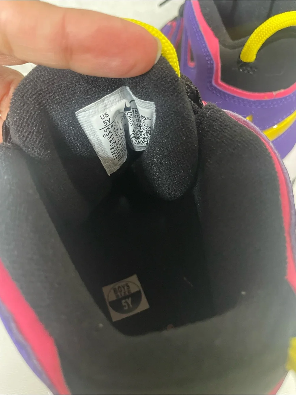 Nike Air More Uptempo GS Purple Yellow Black Youth 5Y Basketball Shoes